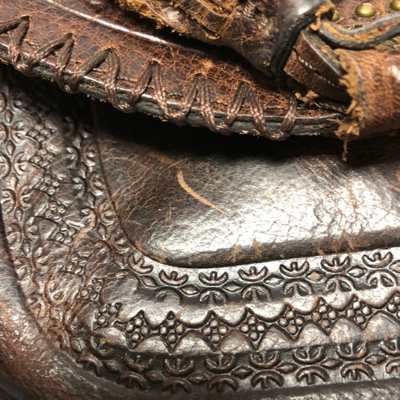 PATRICIA NASH Beaumont Distressed Vintage Collection leather crossbody b… - Picture 11 of 15